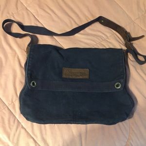 Abercrombie & Fitch messenger bag